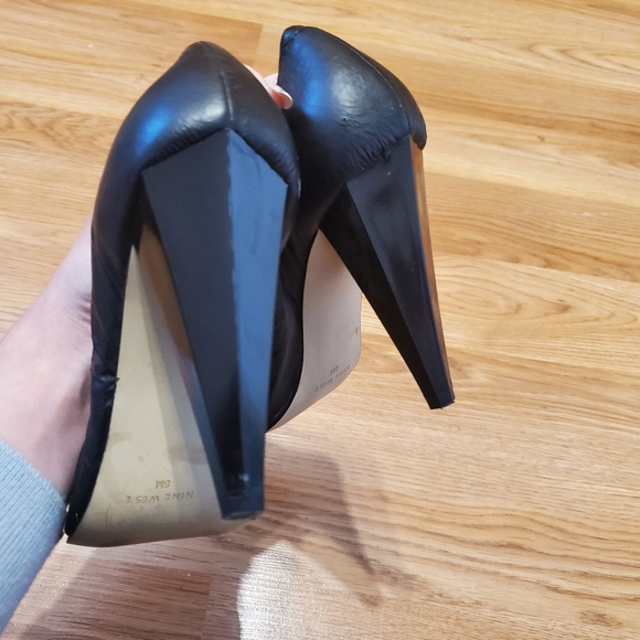 Nine West Bejeweled Heels - Picture 5 of 8